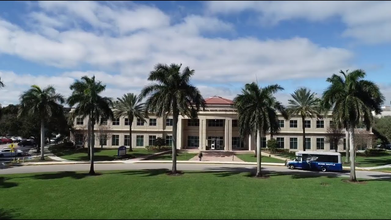 Nova Southeastern University Undergraduate Campus Tour - Fort Lauderdale, Florida