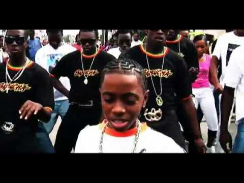 QQ - Stuckie (HD Video)