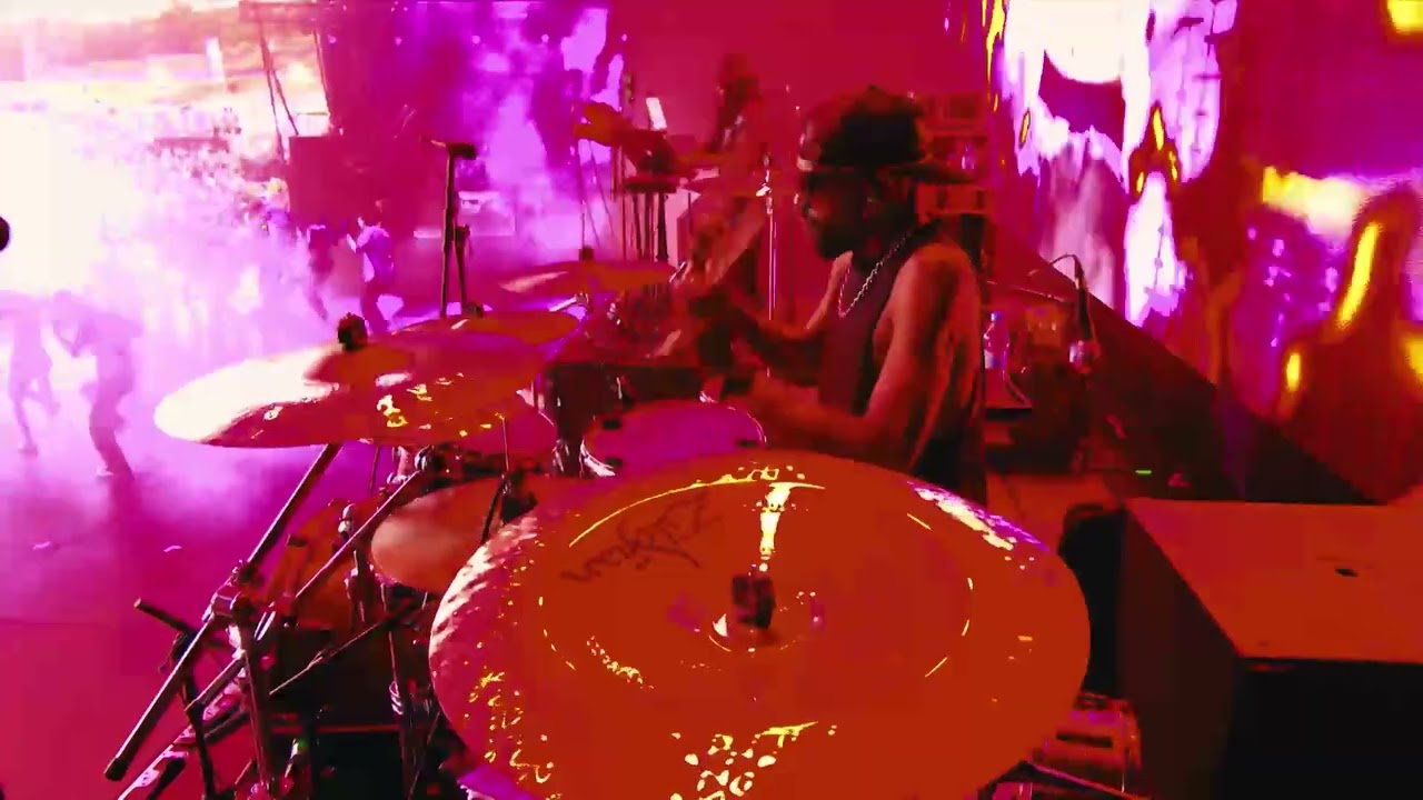 Lollapalooza Berlin 2025 | j-hope - Killin' It Girl | MagentaMusik