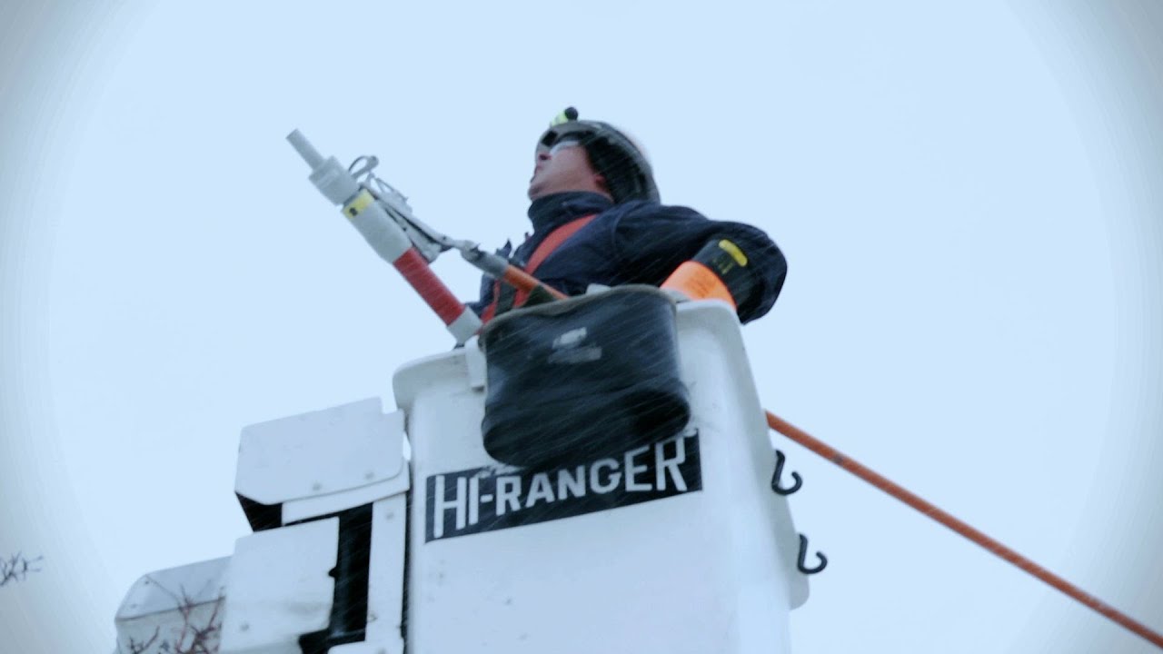 We Energies presents Keeping the Lights On: Responding to Trouble
