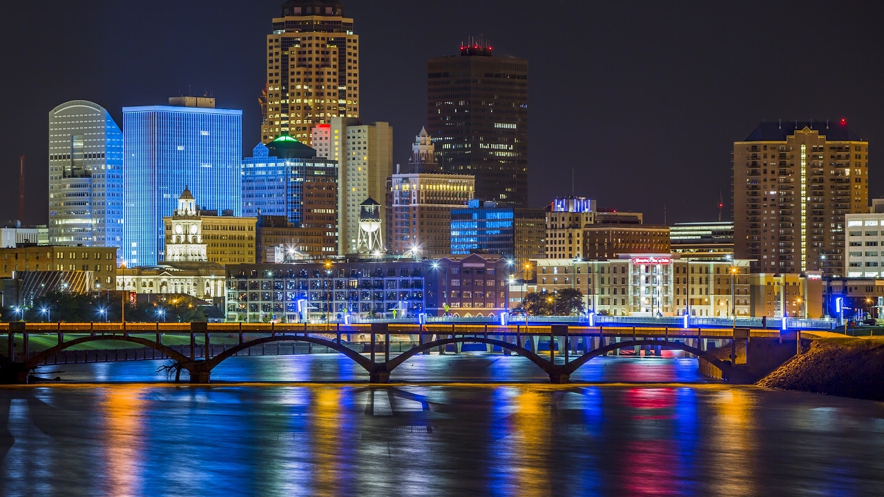 Des Moines Register Live Stream