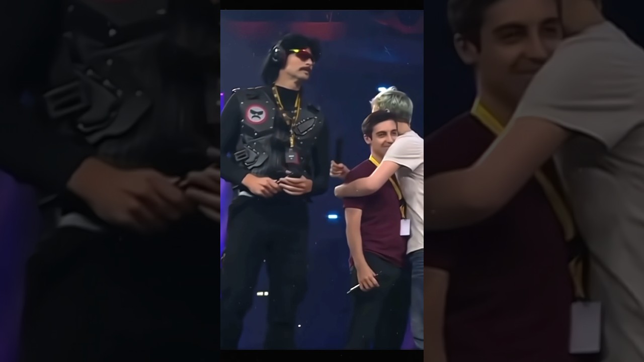 The 6’8 GREAT 🗿 #drdisrespect