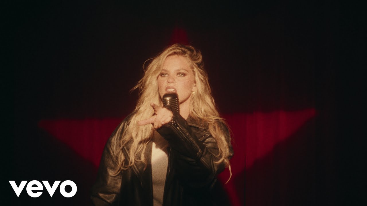 Reneé Rapp - Why Is She Still Here? (Official Visualizer)