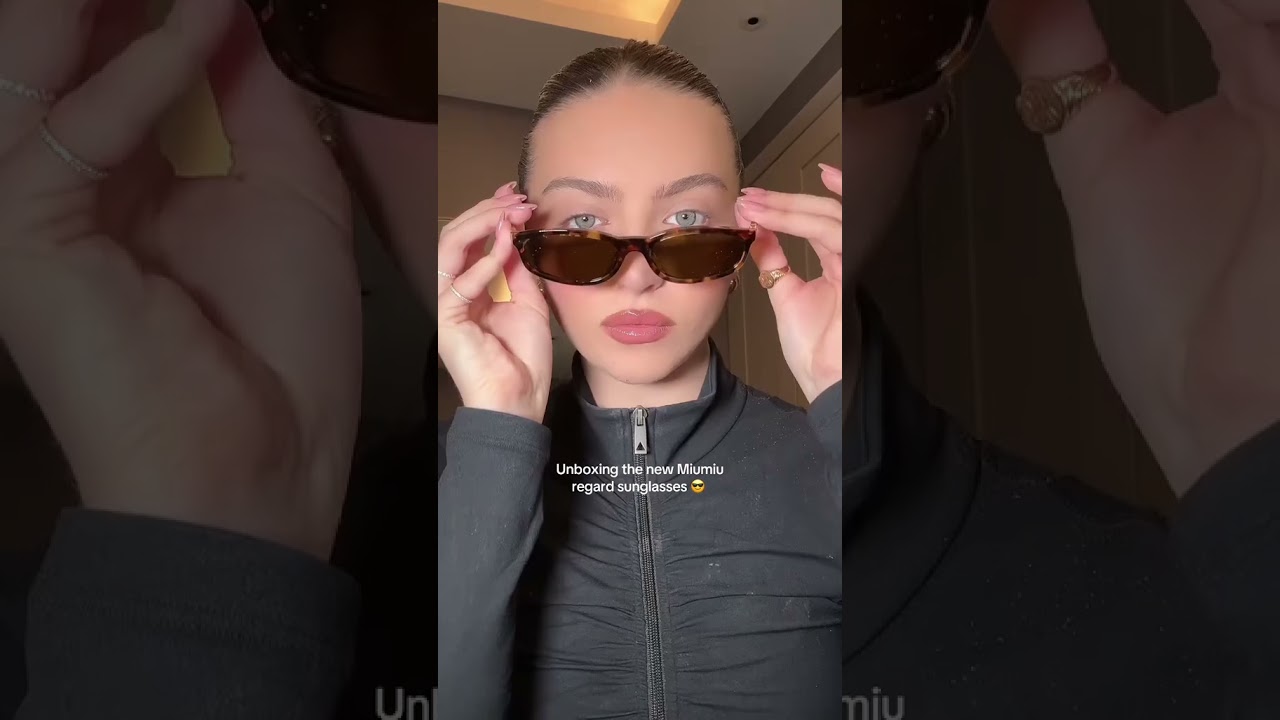 Unboxing the new miumiu regard tortoiseshell sunnies 😎 #unboxing #miumiu #sunglasses @Miu Miu