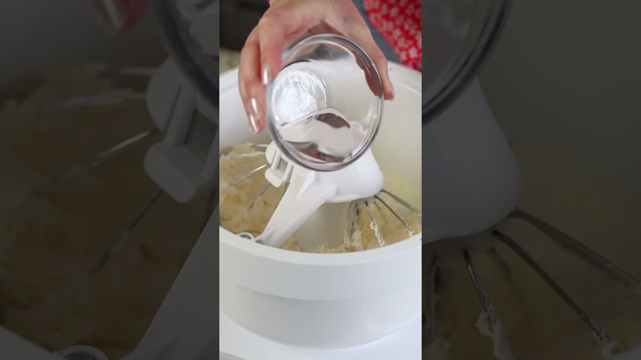 Best vanilla buttercream #frosting #buttercream