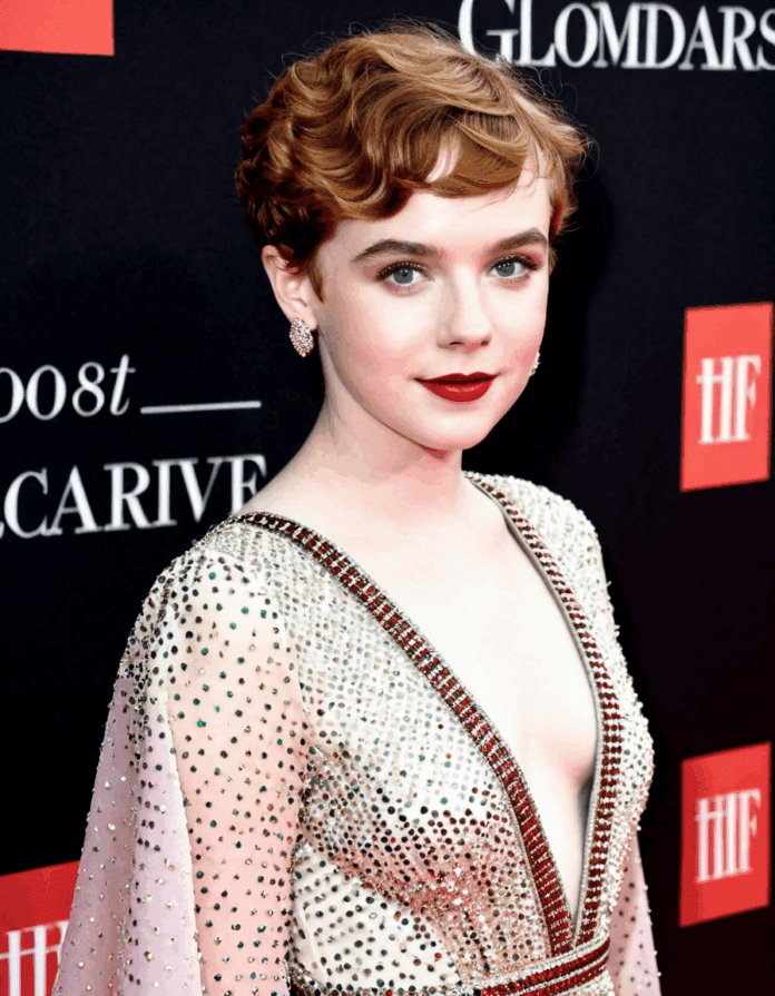 sophia lillis